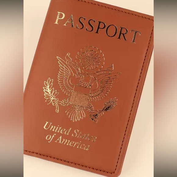 PASSPORT HOLDER BROWN - Picture 2 of 8